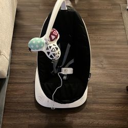 Mamaroo Baby Swing 