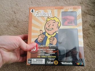 Fallout Plastic Figure Set New In Package