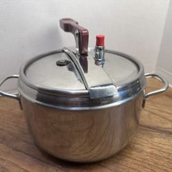 Lagostina 1.5 LIT stainless steel Pressure Cooker Made In Italy
