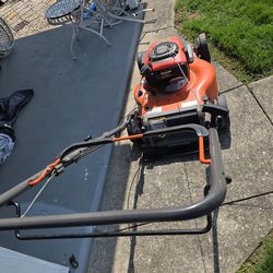 For sale 4 wheel drive Husavanna lawn mower