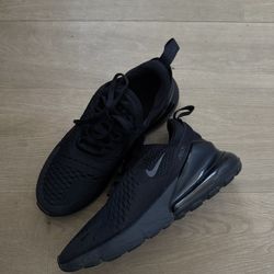 Nike 270 