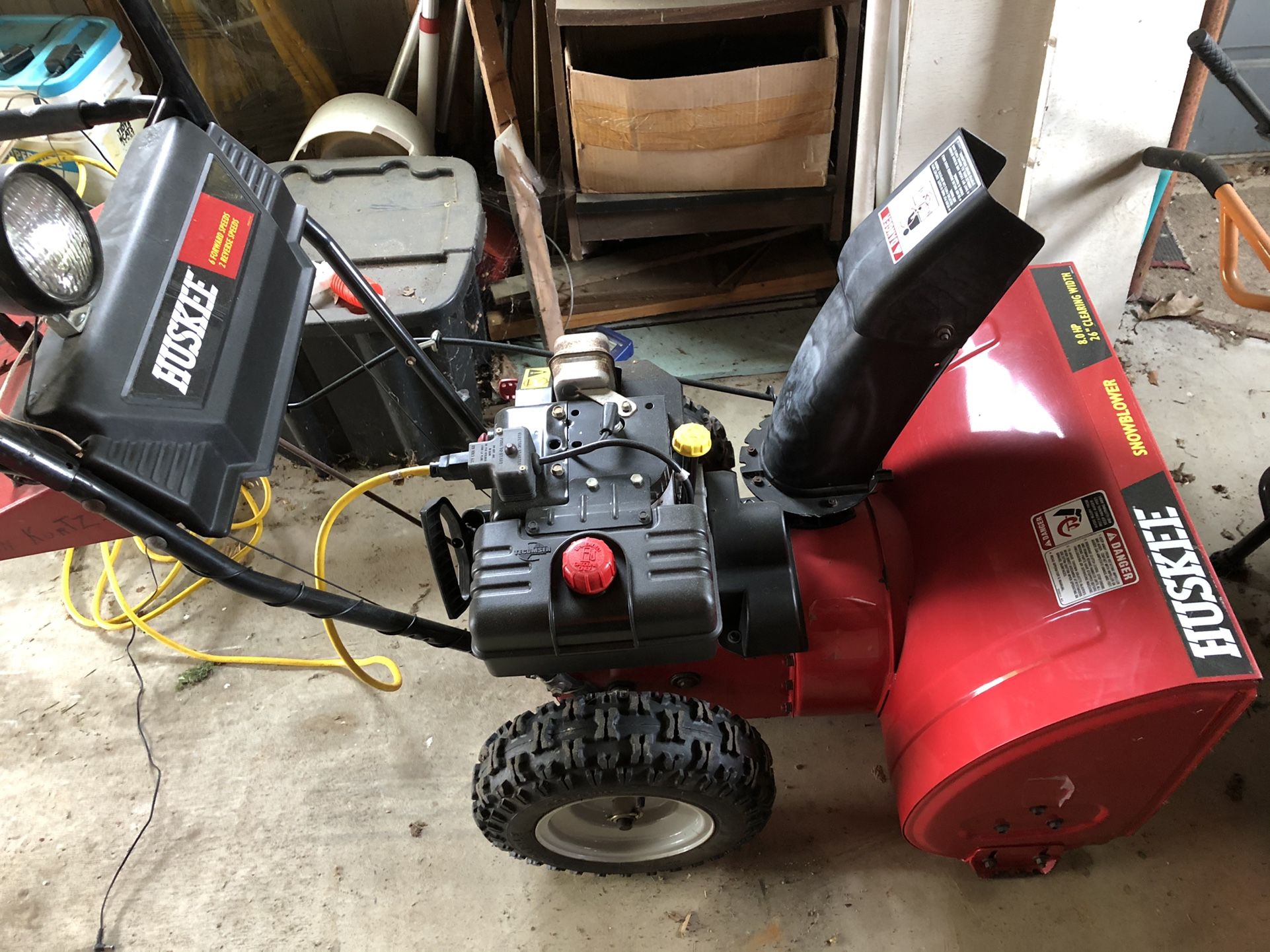 Huskee Snow Blower 26” 8HP