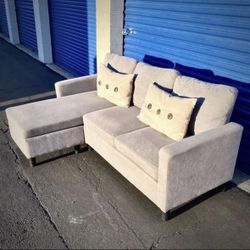 Light Gray Modern Sectional Sofa