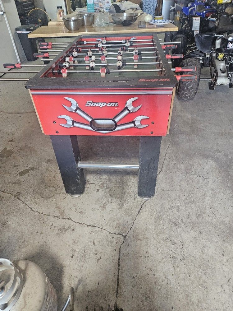 Fuse Ball Table
