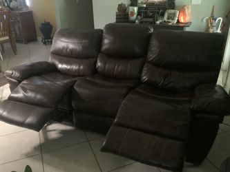 Reclining sofa