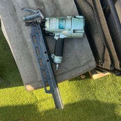 hitachi framing nailer nr83a2