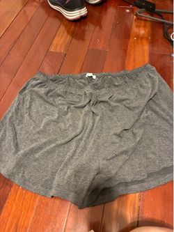 Women’s grey two XL pajama shorts