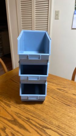 Storage bins