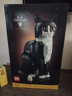 LEGO Ideas Tuxedo Cat 21349