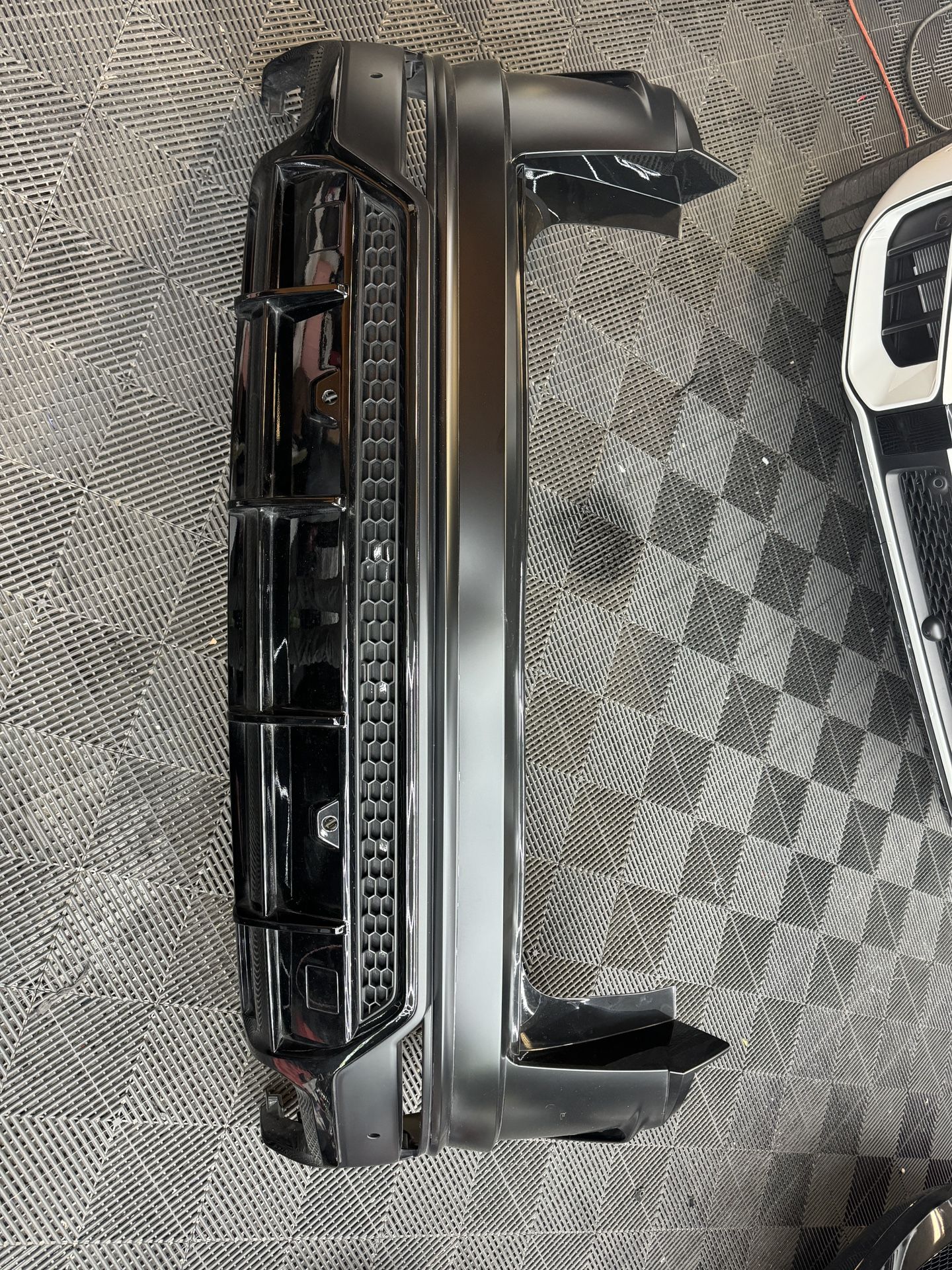 Rear bumper for Lamborghini Urus