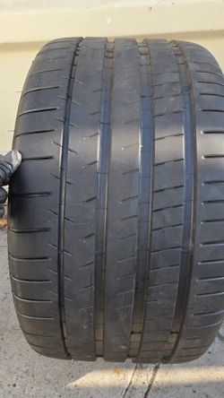 Used Single 325/30/21 Michelin Pilot Super Sport