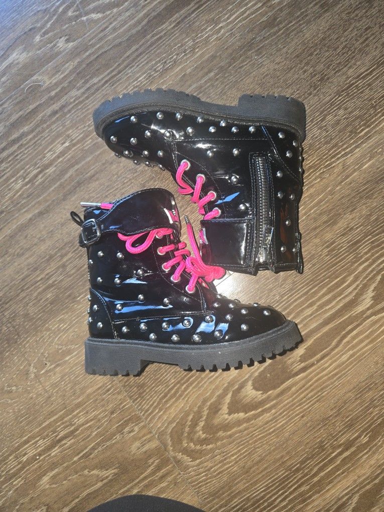 Little Girls Disney 'Cruella De Vil' Black Patent Leather Studded Boots