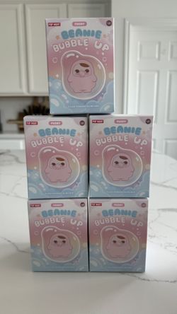 Pucky Beanie Bubble Up