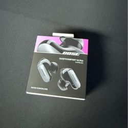 Bose Earbuds Brand New 