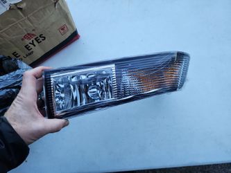 2007-14 Cadillac Escalade New left fog light assembly