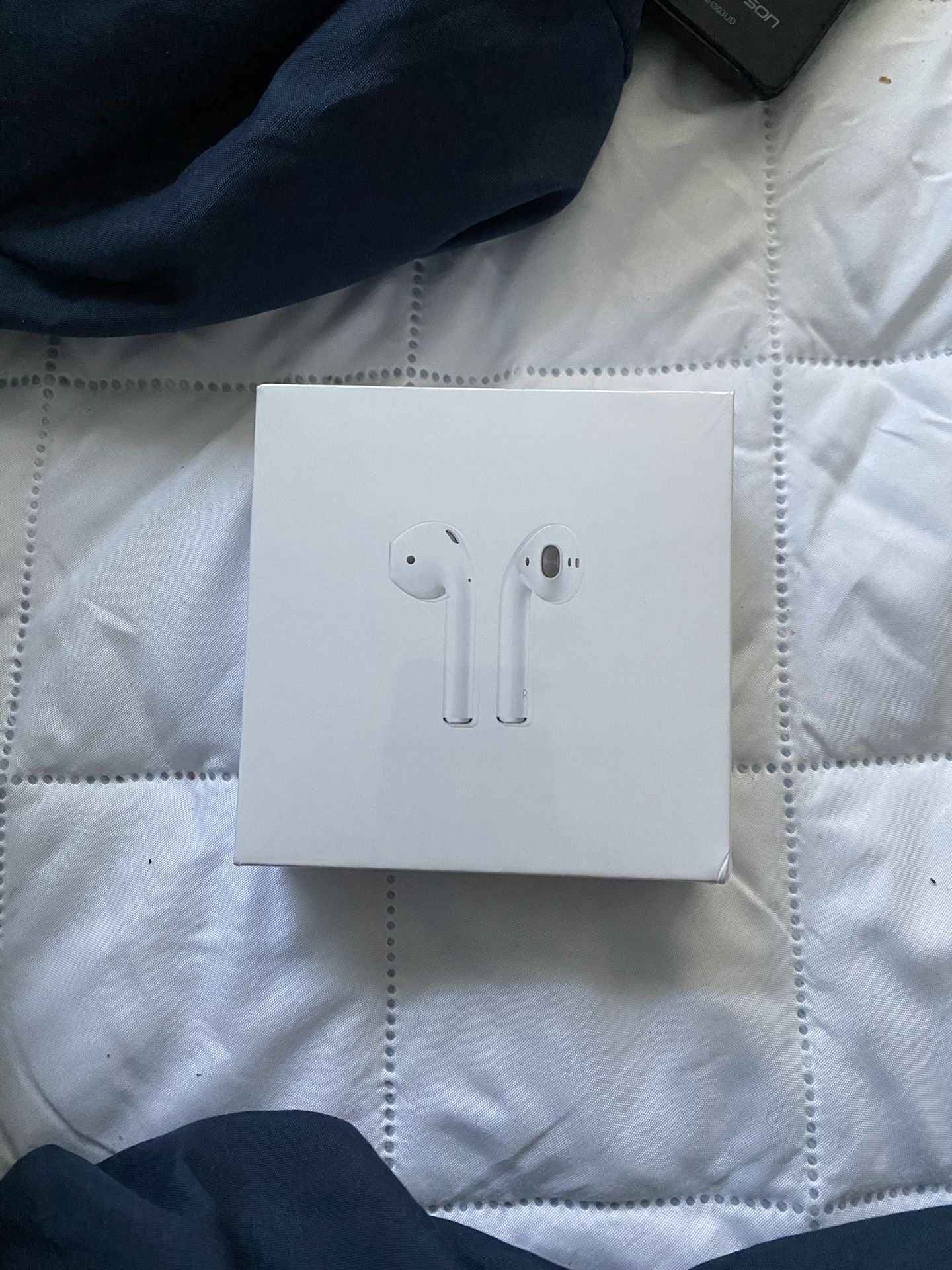 AirPods