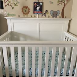 White Crib, Mattress And Sheets