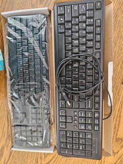 2 Perfectly Functioning Computer Keyboards