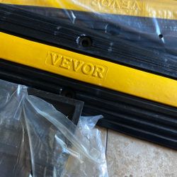 VEVOR. Rubber/ Plastic Cable Covers