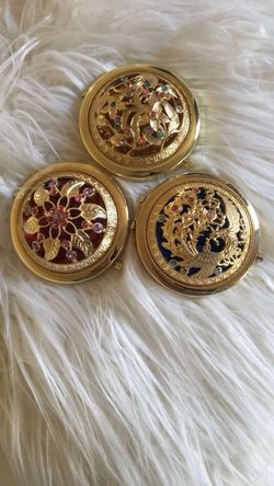Ornate gold Compact mirror