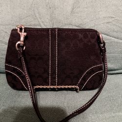 Coach  Wristlet Purse Womans Small 