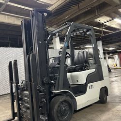 HEAVY DUTY NISSAN forklift for sale 2019
