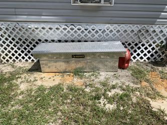 Husky tool box