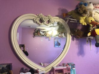 Disney Princess 👸 Heart Miror