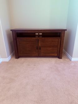CHEAP! Entertainment Stand