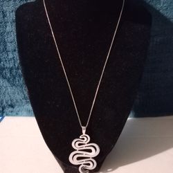 925 Silver Chain And ARTISAN Pendant