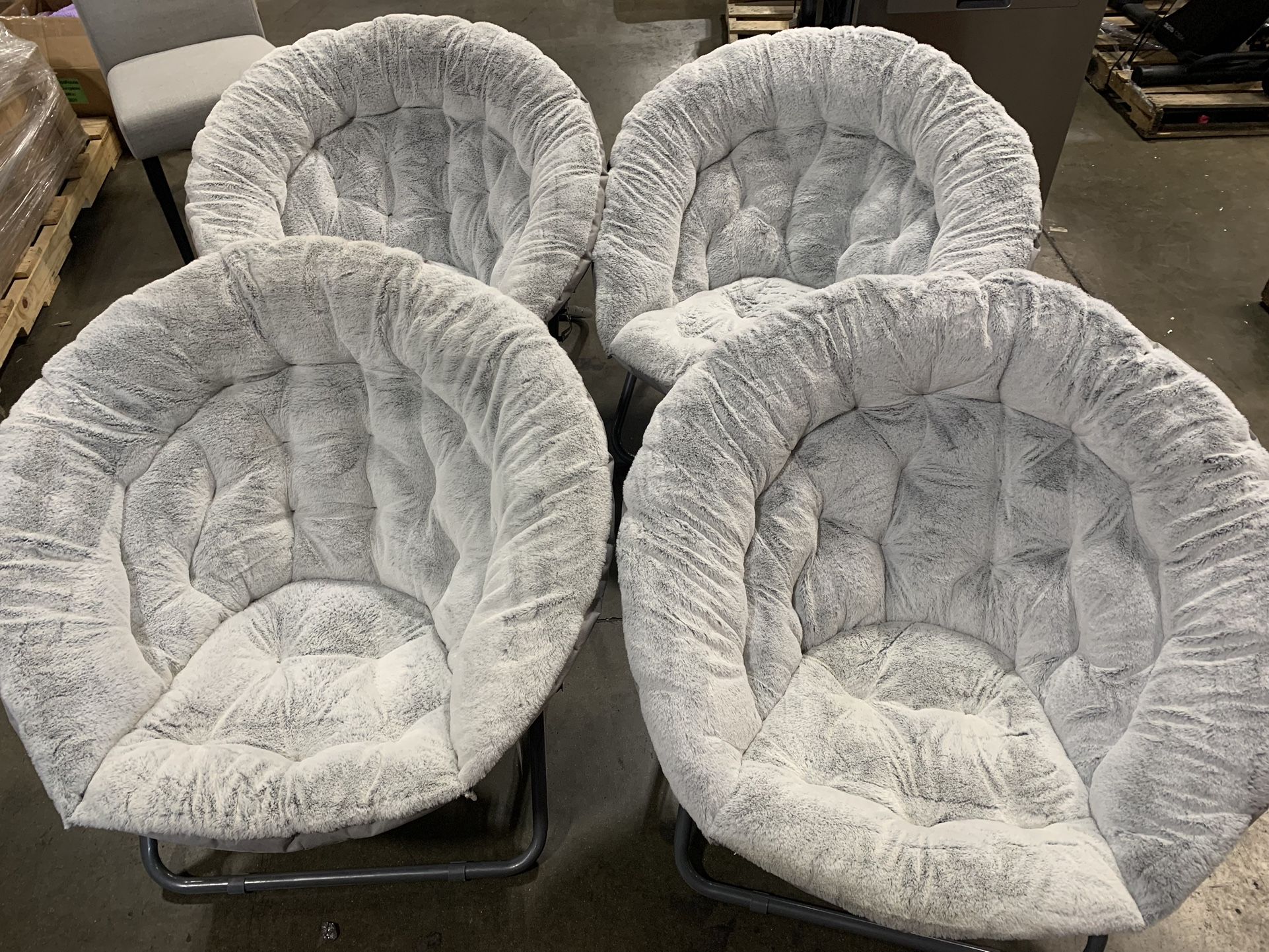 Oversized Saucer Chairs 4x 