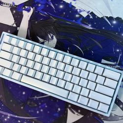 Keyboard Recommended modification cases for the invincible light blue pearlescent wooting