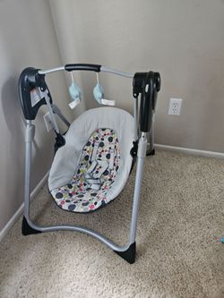 Graco Baby Swing