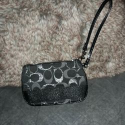 Coach Black And Silver Wristlet Signature Wallet 