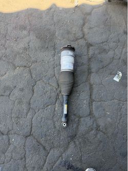 MODEL S REAR LEFT OR RIGHT AIR STRUT 12-15 AWD