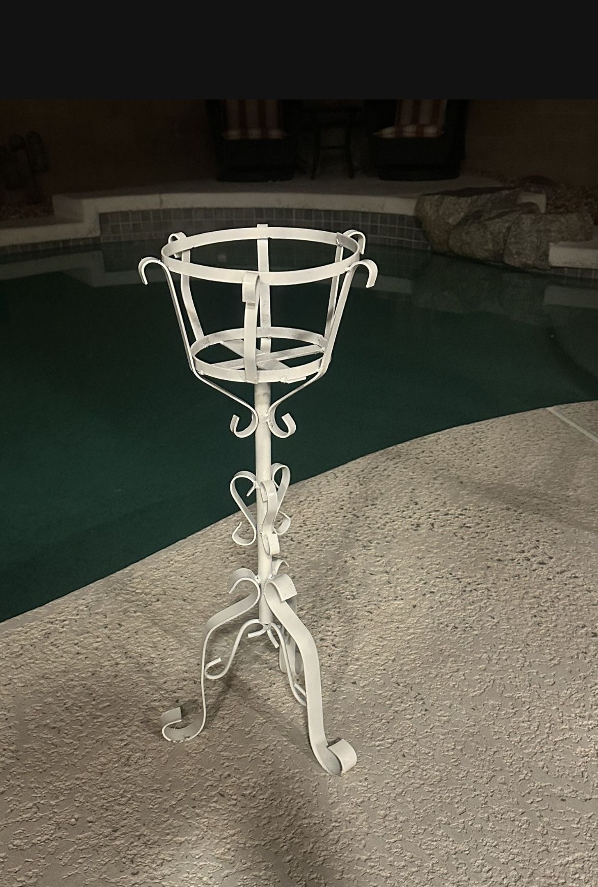 Wrought Iron Plant Pot Holder / Patio Home Decor 