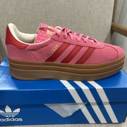Adidas gazelle women  size 7