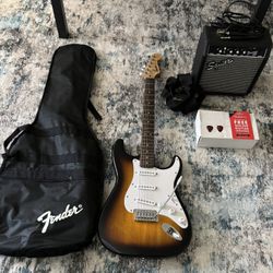 Fender Stratocaster ( for R handed players)