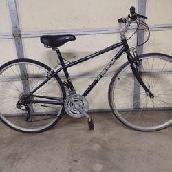 Trek 700 series