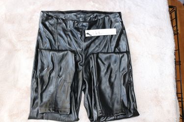 Black faux leather pants, ideal for a night out. Never worn before 