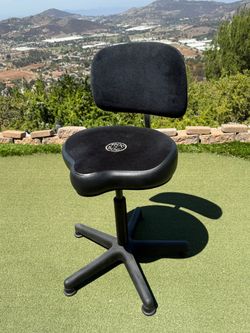 Roc N Soc Drum Throne