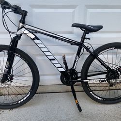 Like-new mountain bike for sale!