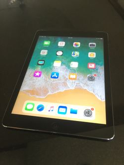 iPad Air Cellular *UNLOCKED* w/charger and otter box