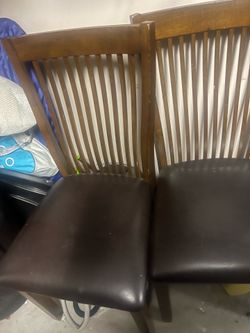 Dining chair