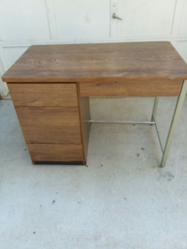 Desk for Sale in Gastonia NC - OfferUp