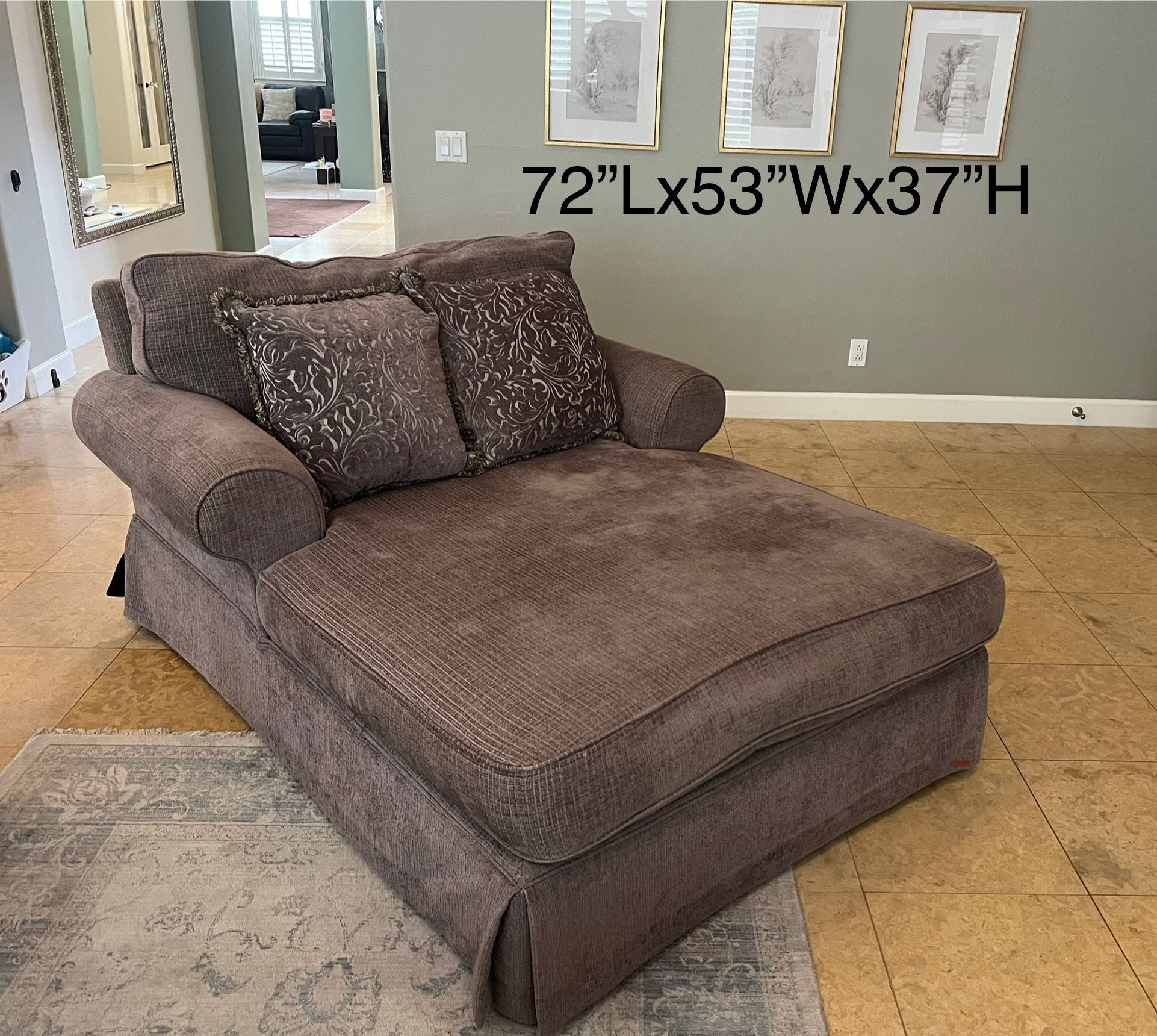 Chase Lounge Chair
