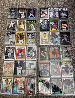 Modern Baseball Card Binder (225 Cards Total)