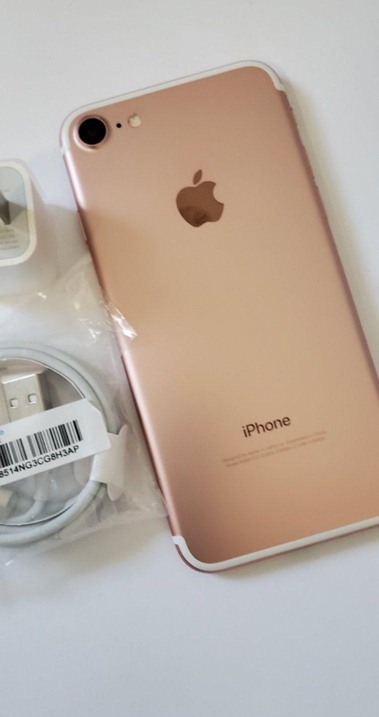 iPhone 7, "∆Factory Unlocked & iCloud Unlocked.. Excellent Condition, Like a New...