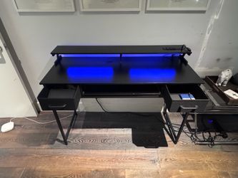 Computer/Gaming Desk w LED underlights