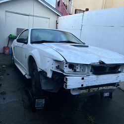 99 Mustang V6 Part Out
